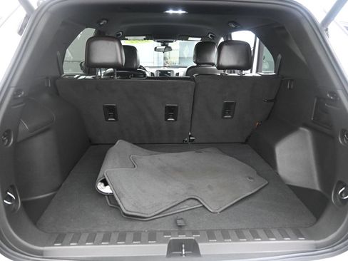 Used 2022 Chevrolet Equinox RS AWD/4WD image 18