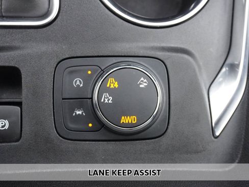 Used 2023 Chevrolet Traverse LT w/ LPO, Floor Liner Package image 3