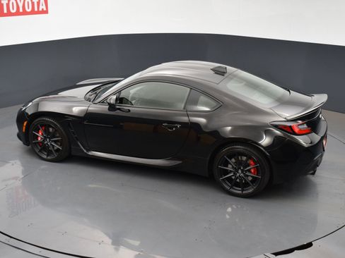 Used 2025 Toyota GR86 Premium w/ Performance Package image 20