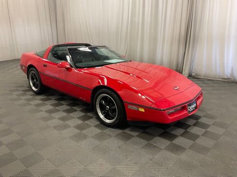 Used 1989 Chevrolet Corvette Coupe RWD image 2