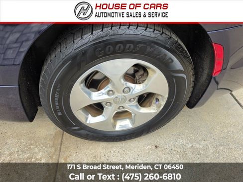 Used 2018 Chrysler Pacifica Limited w/ Advanced Safetytec Group FWD image 20