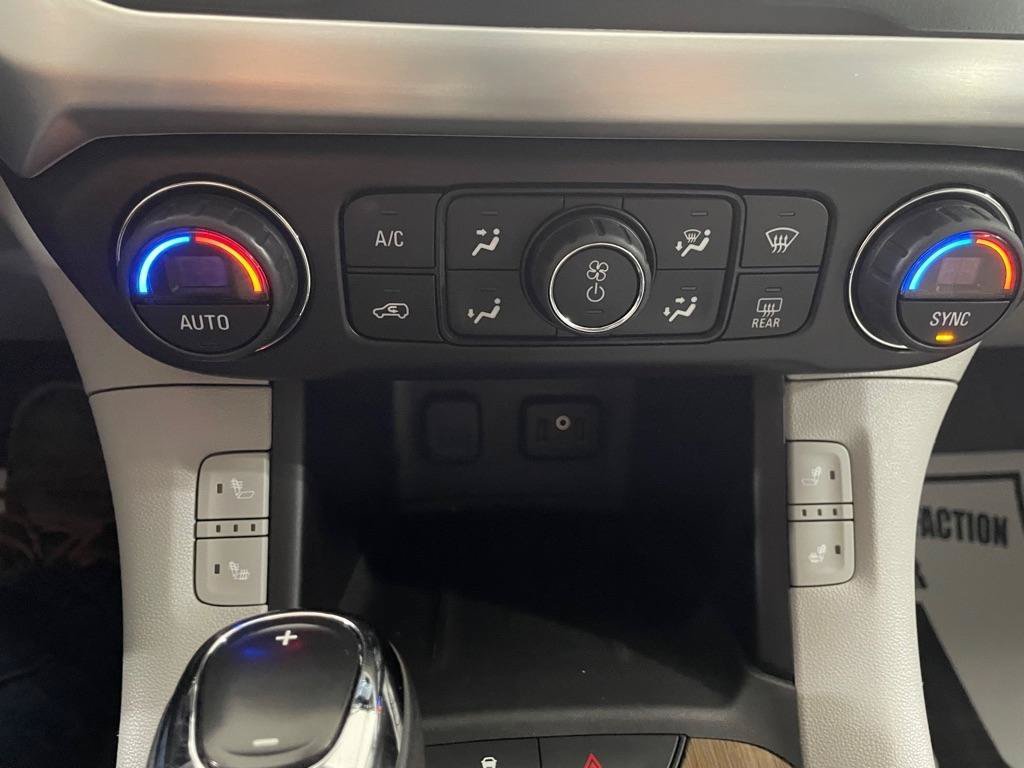 Used 2017 GMC Acadia SLE w/ Driver Alert Package I AWD/4WD image 36
