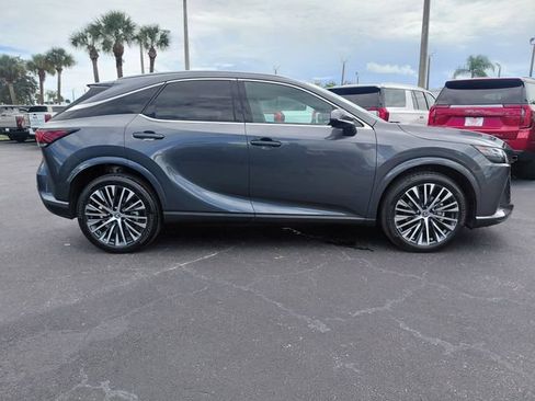 Used 2025 Lexus RX 350 w/ Convenience Package AWD/4WD image 3