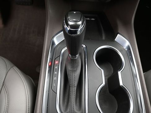 Used 2018 Chevrolet Traverse Premier image 29