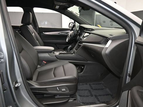 Used 2024 Cadillac XT5 Luxury FWD image 48