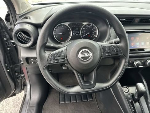 Used 2024 Nissan Kicks S FWD image 13