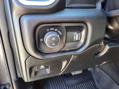 Used 2023 RAM 1500 Lone Star image 17