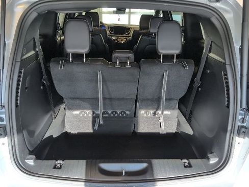 New 2026 Chrysler Voyager LX image 30