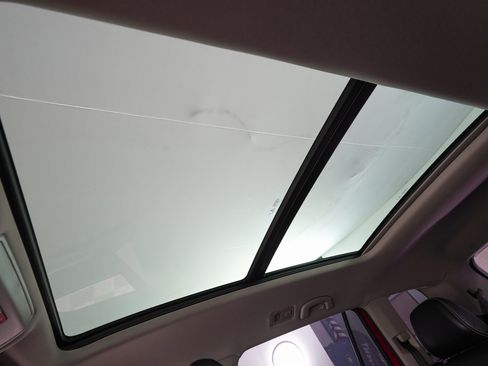 Used 2022 Volkswagen Atlas SEL image 26