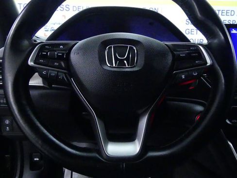 Used 2020 Honda Accord Sport image 15