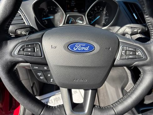 Used 2018 Ford Escape Titanium w/ Ford Safe & Smart Package AWD/4WD image 25