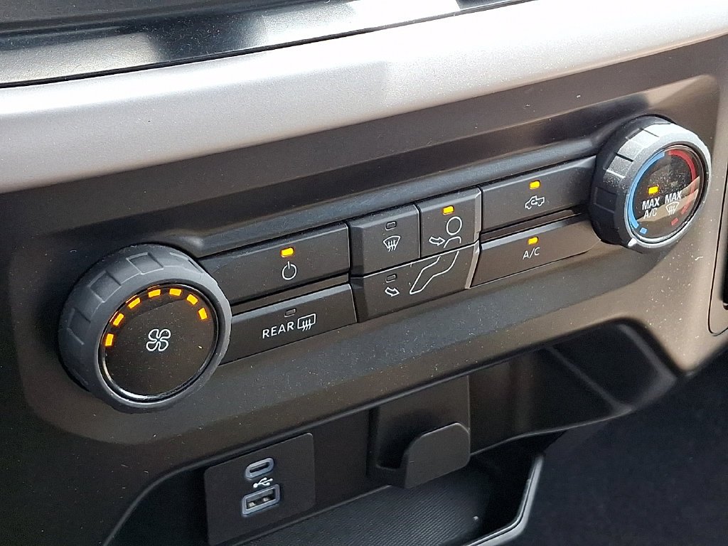 Used 2023 Ford F150 XLT AWD/4WD image 18