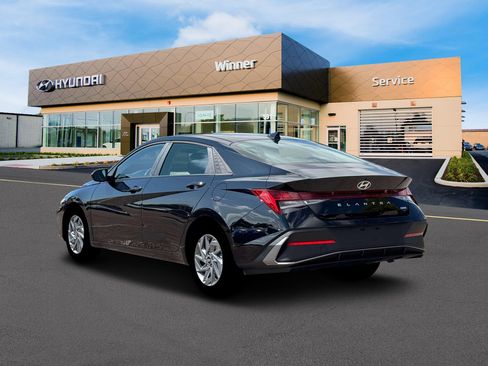 New 2026 Hyundai Elantra Blue image 5