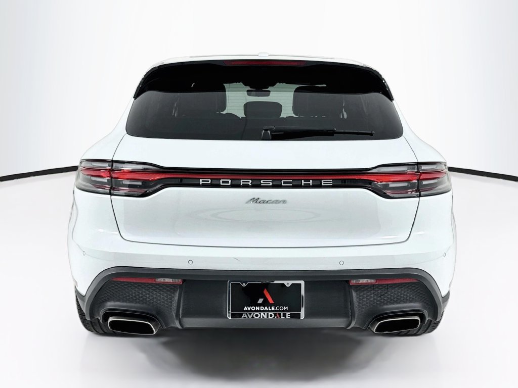 Certified 2023 Porsche Macan Turbo AWD/4WD image 6