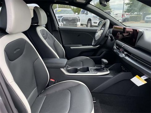 New 2025 Kia K4 GT-Line w/ GT-Line Premium Package image 14