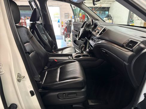 Used 2017 Honda Ridgeline RTL image 44