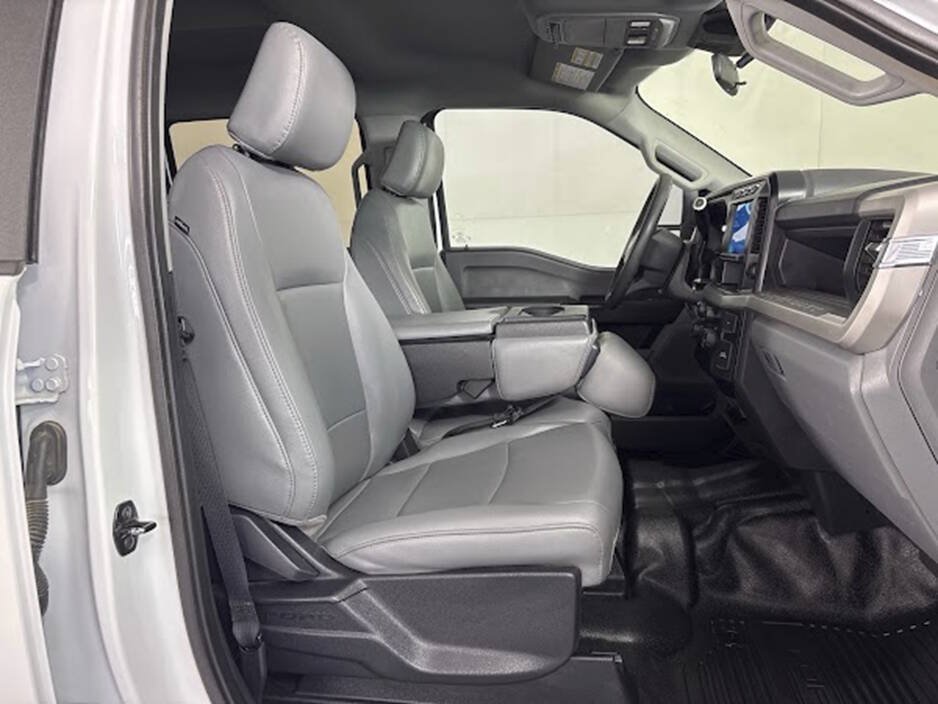 Used 2023 Ford F250 XL w/ FX4 Off-Road Package AWD/4WD image 19