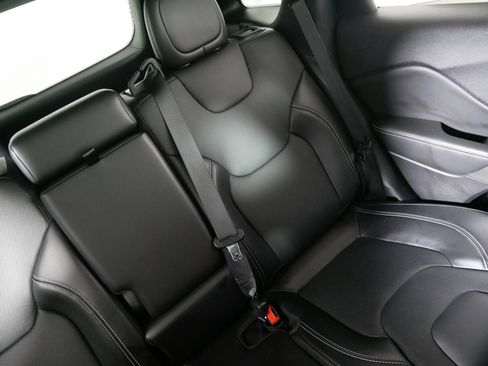 Used 2021 Jeep Cherokee Latitude Lux 80th Anniv w/ Quick Order Package 26U 80TH image 14