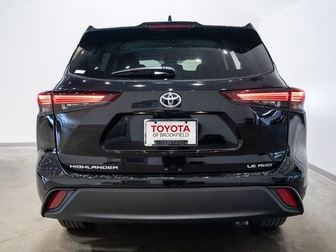 Certified 2025 Toyota Highlander LE AWD/4WD image 8