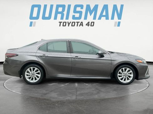 Used 2022 Toyota Camry LE w/ Carpet Mat Package (TMS) image 8