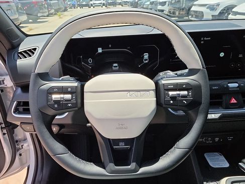 New 2026 Kia K4 GT-Line Turbo w/ GT-Line Premium Package FWD image 29