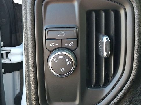 Used 2024 Chevrolet Silverado 1500 Custom RWD image 27