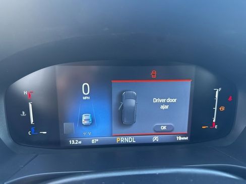 New 2025 Ford Escape ST-Line w/ Tech Pack #1 image 18