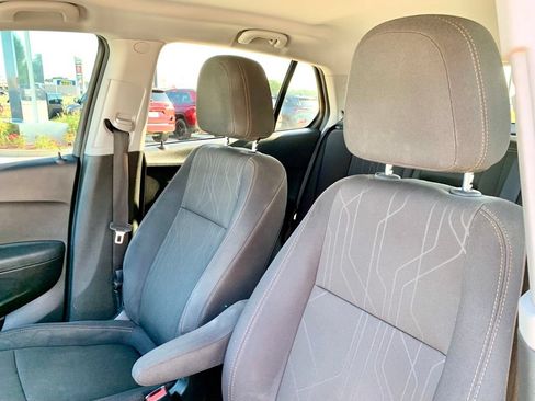 Used 2019 Chevrolet Trax LT FWD image 15