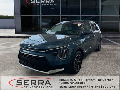 Used 2023 Kia Niro EX