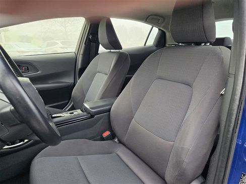 Used 2024 Toyota Prius LE image 20