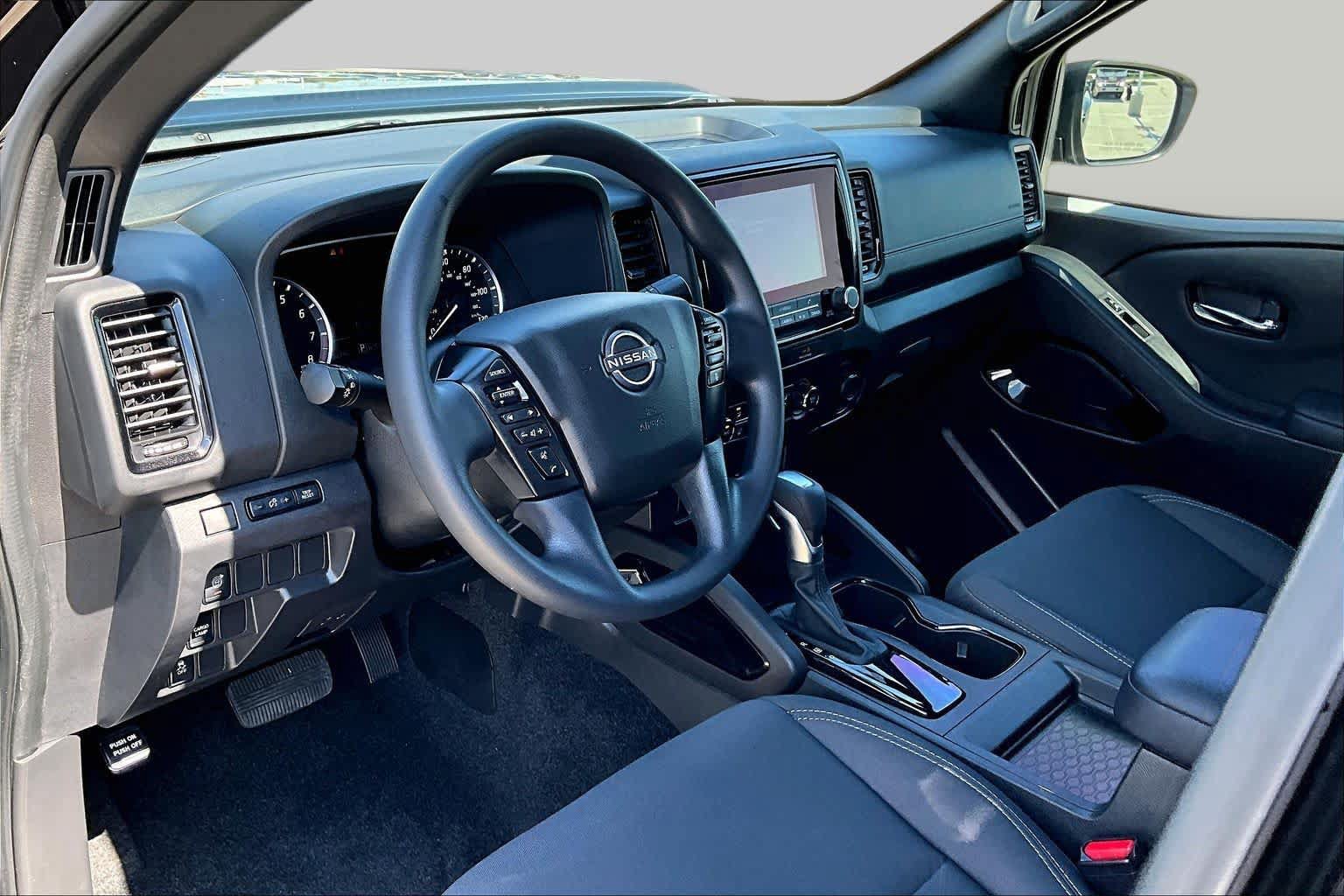 Used 2023 Nissan Frontier SV w/ Midnight Edition Package RWD image 16