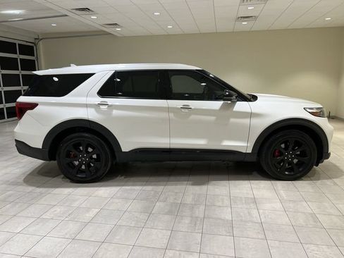 Used 2022 Ford Explorer ST w/ Equipment Group 401A AWD/4WD image 6