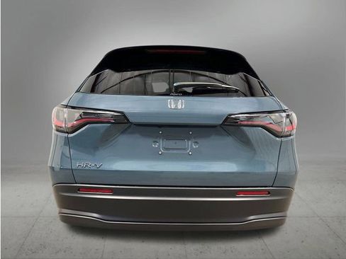 New 2026 Honda HR-V LX image 4