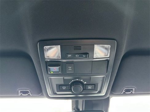 Used 2021 Toyota Tacoma SR5 image 27