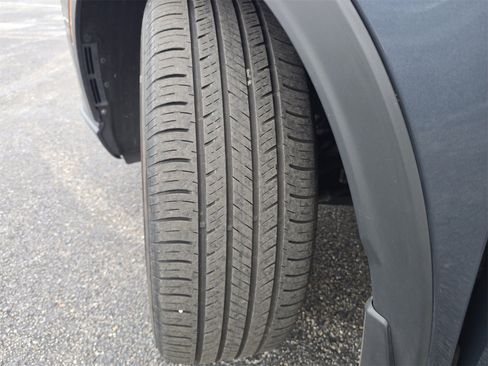 Certified 2023 Honda CR-V EX image 29