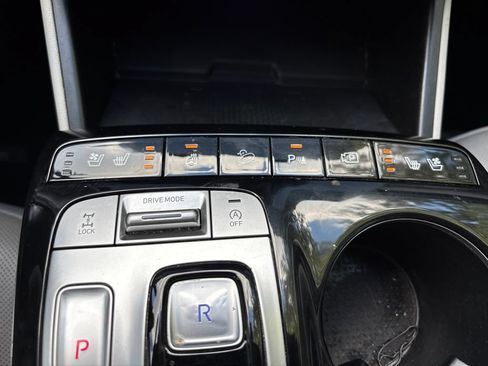 Used 2023 Hyundai Tucson Limited AWD/4WD image 30