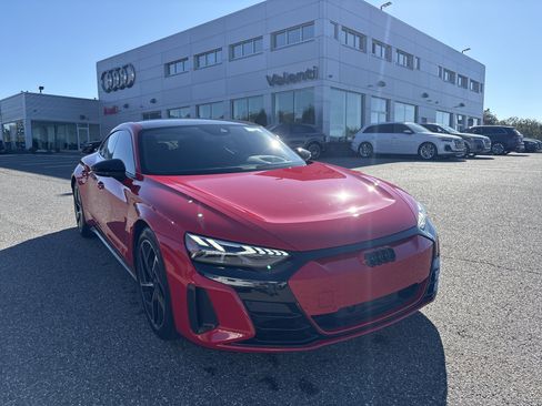 Certified 2023 Audi RS e-tron GT w/ Carbon Performance Package image 1