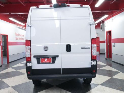 Used 2024 RAM ProMaster 2500 w/ Convenience Group FWD image 29