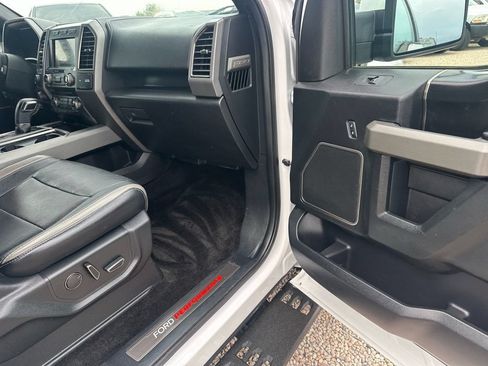 Used 2018 Ford F150 Raptor w/ Equipment Group 802A Luxury AWD/4WD image 13