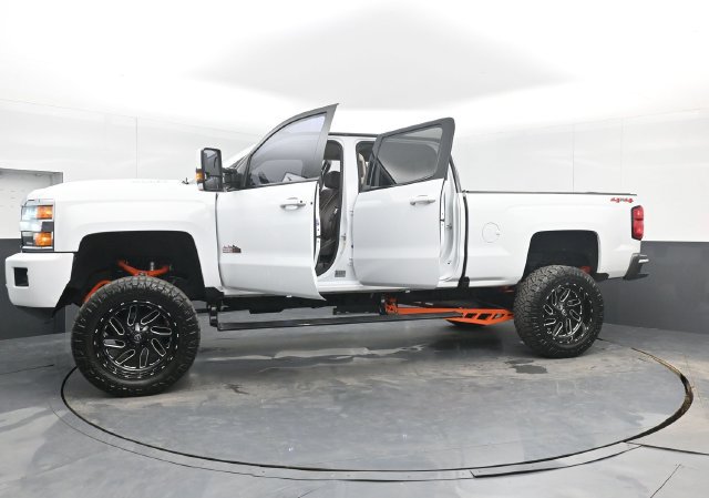 Used 2018 Chevrolet Silverado 2500 High Country w/ Duramax Plus Package AWD/4WD image 52