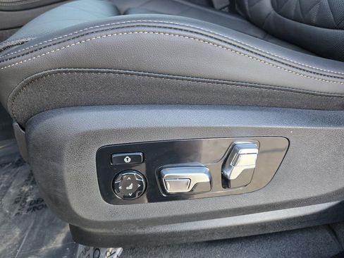 New 2026 BMW X7 xDrive40i w/ M Sport Package image 25