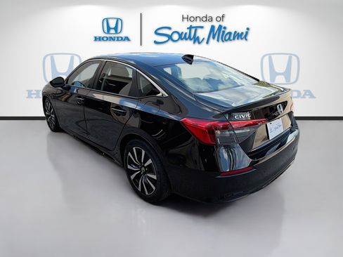 Used 2023 Honda Civic EX image 5