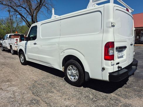 Used 2020 Nissan NV 2500 SV w/ Navigation Package RWD image 4
