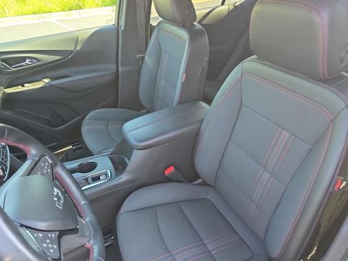 Used 2023 Chevrolet Equinox RS AWD/4WD image 19