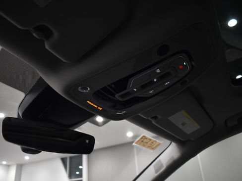 Used 2025 Audi Q8 Premium Plus w/ Premium Plus Package image 37