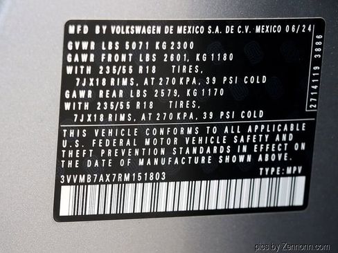 Used 2024 Volkswagen Tiguan SE AWD/4WD image 30