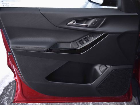 New 2026 Chevrolet Equinox LT w/ Convenience Package II image 24