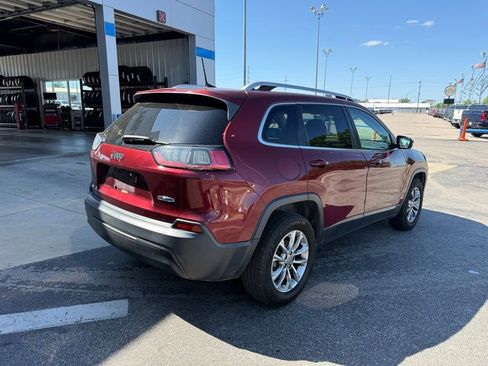 Used 2019 Jeep Cherokee Latitude Plus FWD image 7