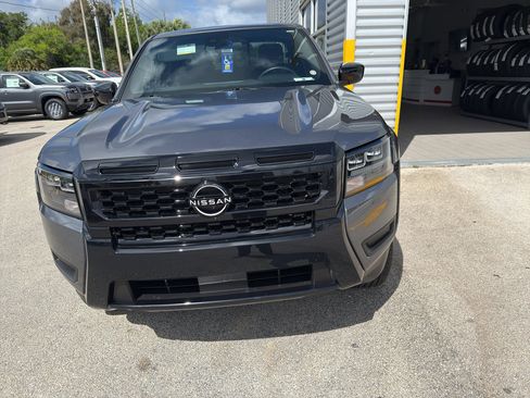 Used 2026 Nissan Frontier SV w/ Tow Package image 1