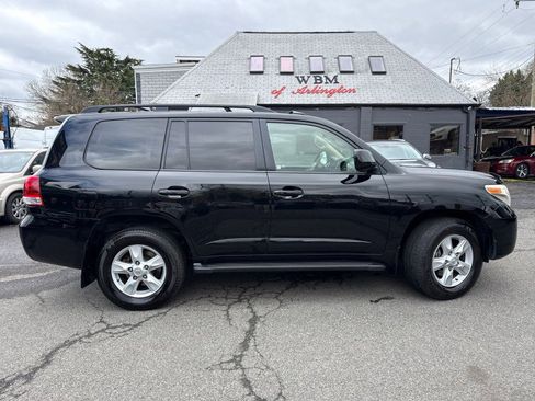 Used 2011 Toyota Land Cruiser w/ Upgrade Pkg image 6